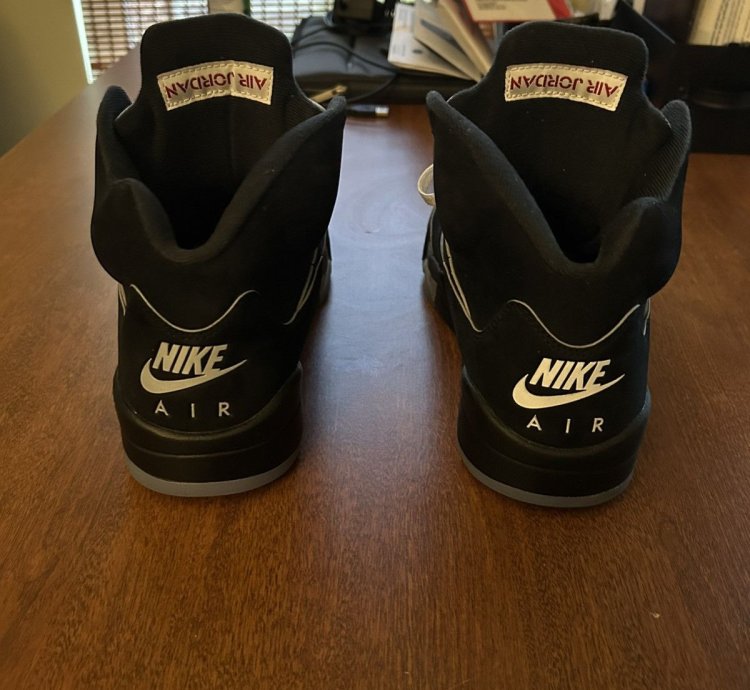 Air Jordan 5 - Black Metallic Reimagined
