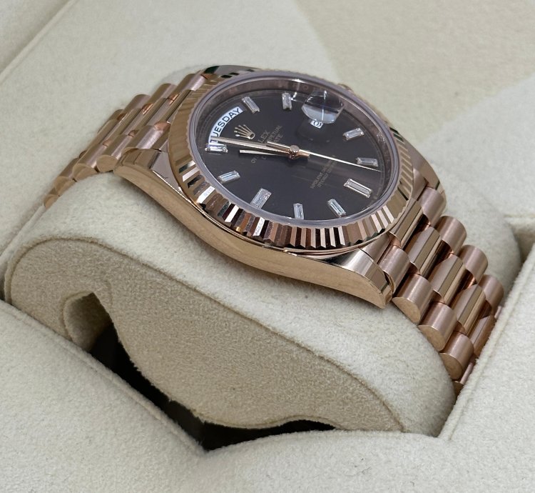 Rolex Day-date 40 228235a Choco Roman Diamonds