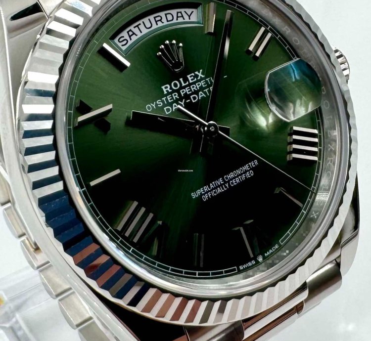 Rolex Day-date 40 228236 40mm Platinum Bracelet Green Roman Dial Unworn 2024