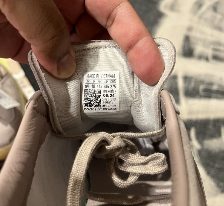 Kith Clark Samba Adidas