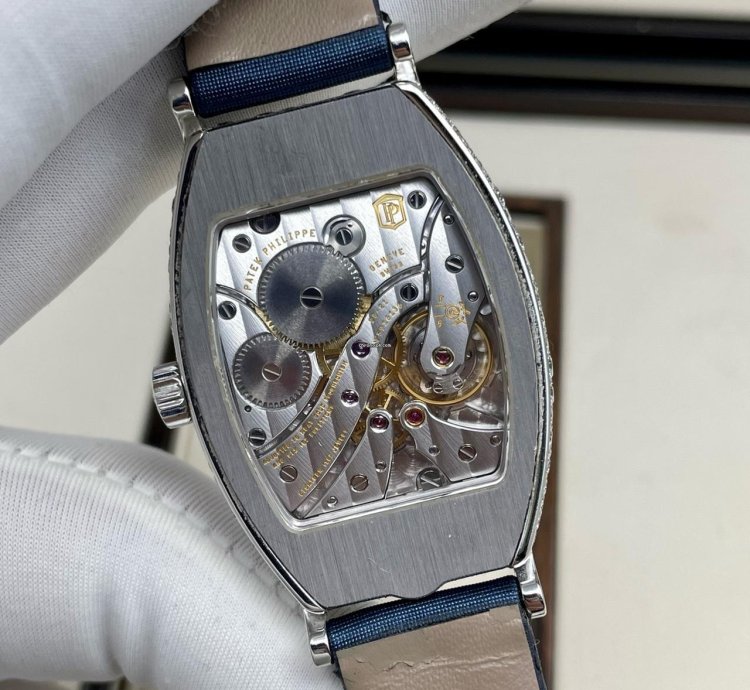 Patek Philippe Gondolo 7099g-001
