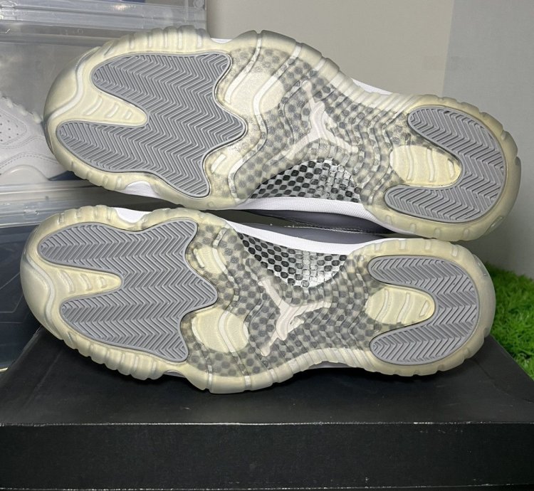 Air Jordan 11 Low Cool Grey