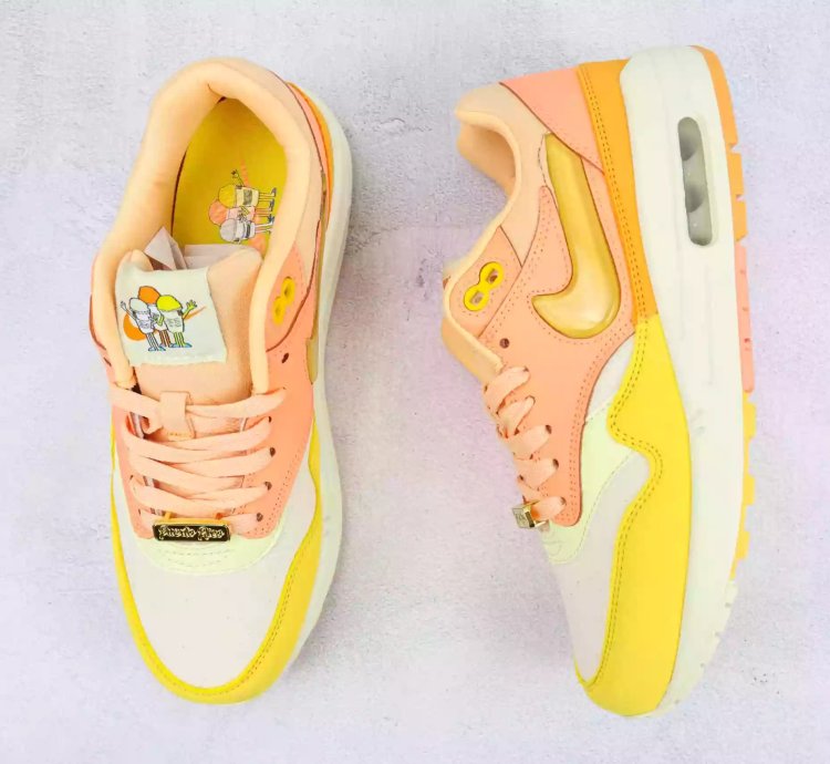 Nike Air Max 1 Puerto Rico Orange Frost