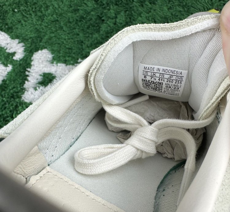 Kith Clarks Samba 8th Street Green