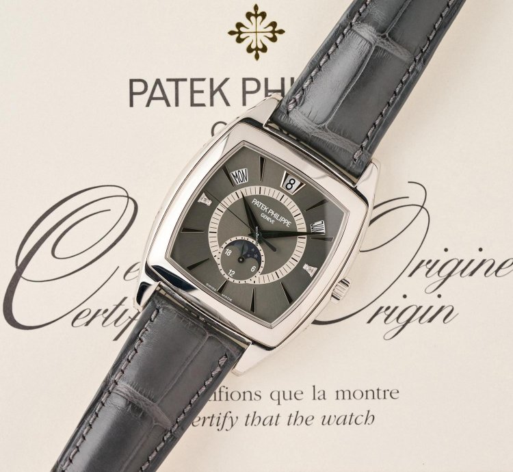 Patek Philippe Gondolo Calendario 5135p - Diamond Set Dial - Original Warranty - Mint Condition
