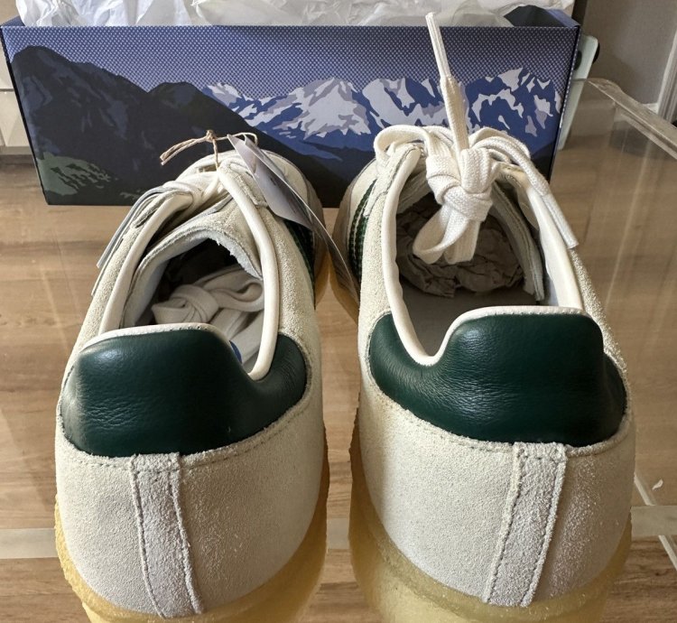 Kith Clarks Sambas