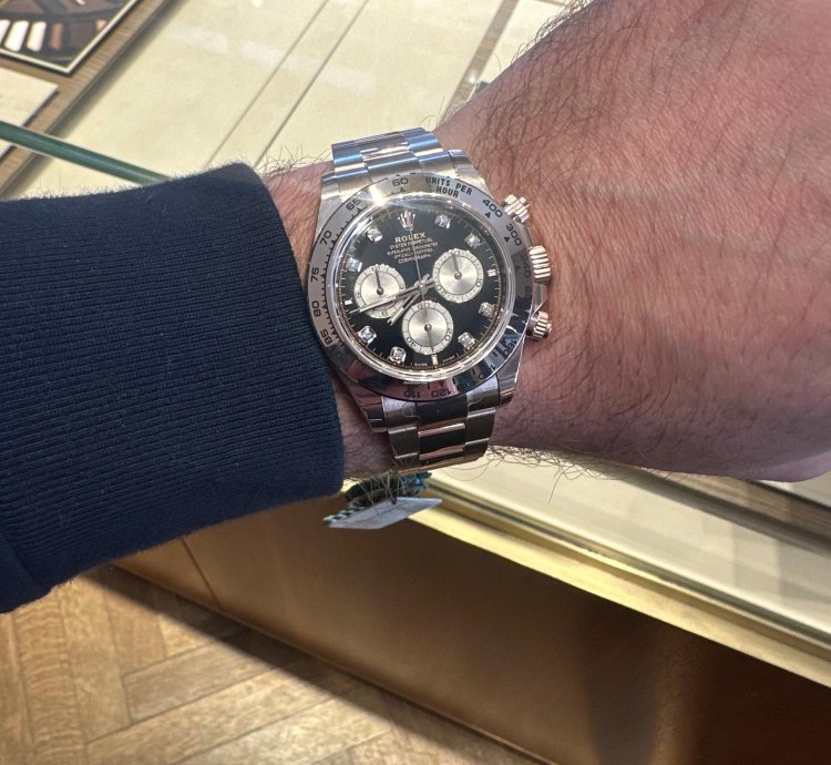 Rolex Daytona Black Dial Diamonds Rose Gold