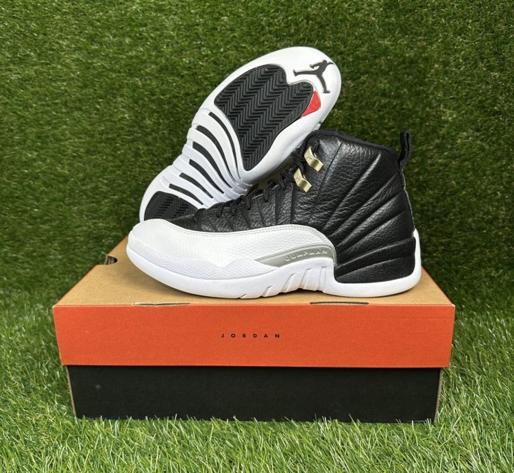 Air Jordan 12 Playoff 2022