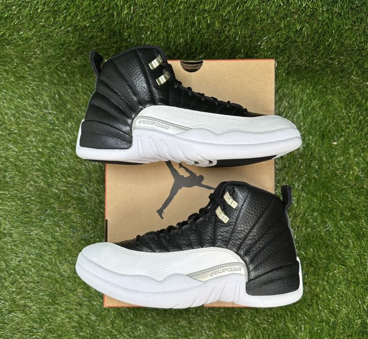 Air Jordan 12 Playoff 2022