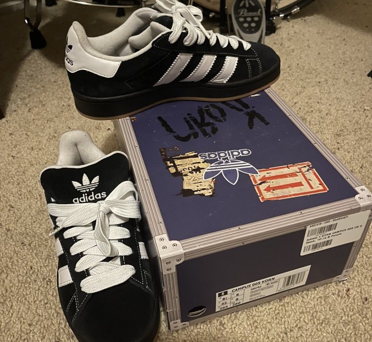 Korn Adidas