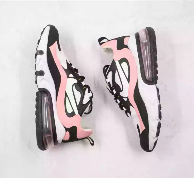 Nike Air Max 270 React w Bleached Coral