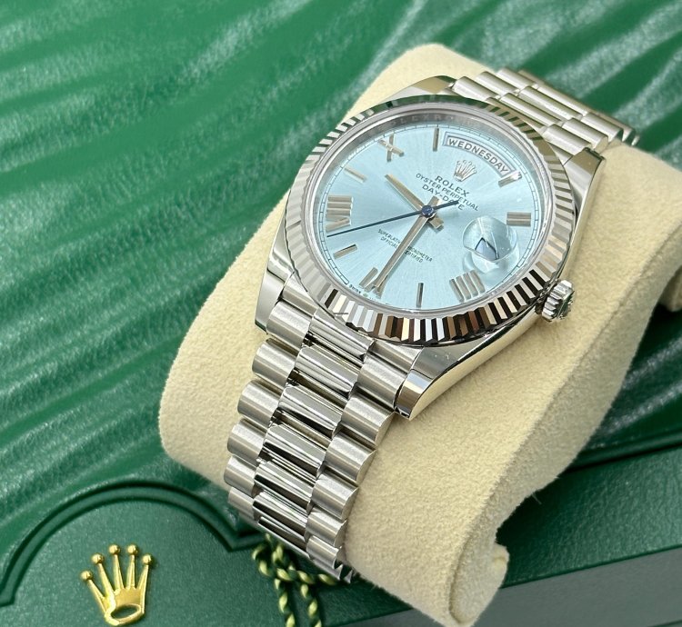 Rolex Day-date 40 228236 Ice Blue Roman