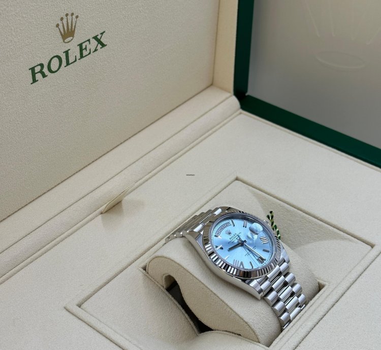 Rolex Day-date 40 228236 Ice Blue Roman