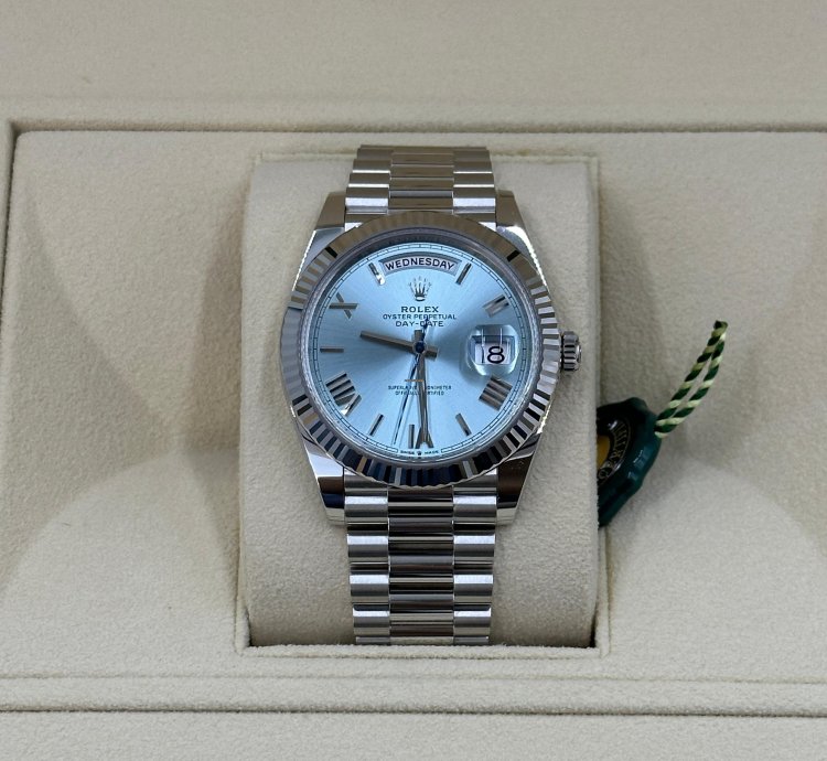 Rolex Day-date 40 228236 Ice Blue Roman