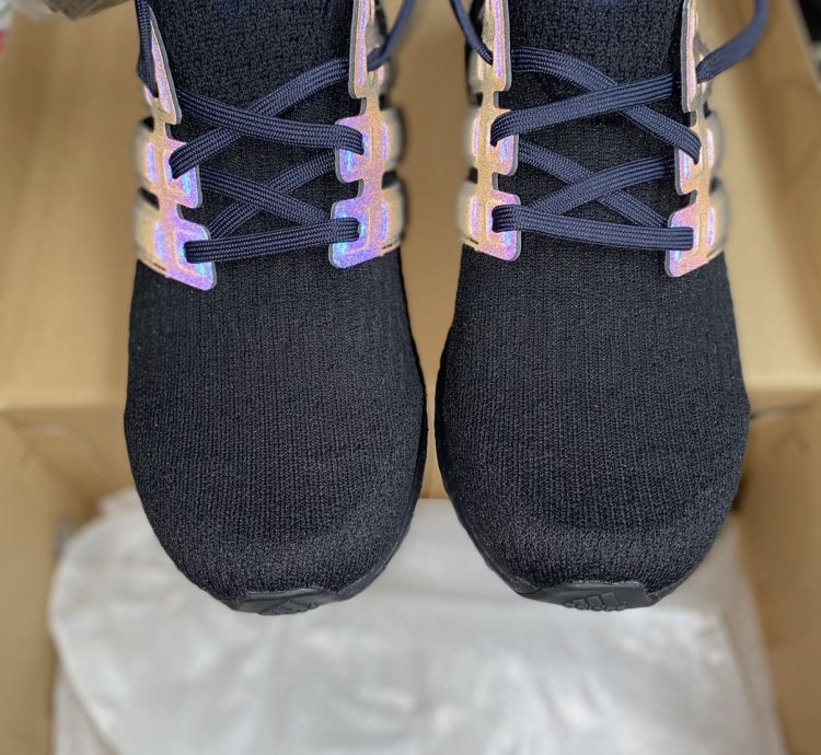 Limited - Mi Ultra Boost Xeno