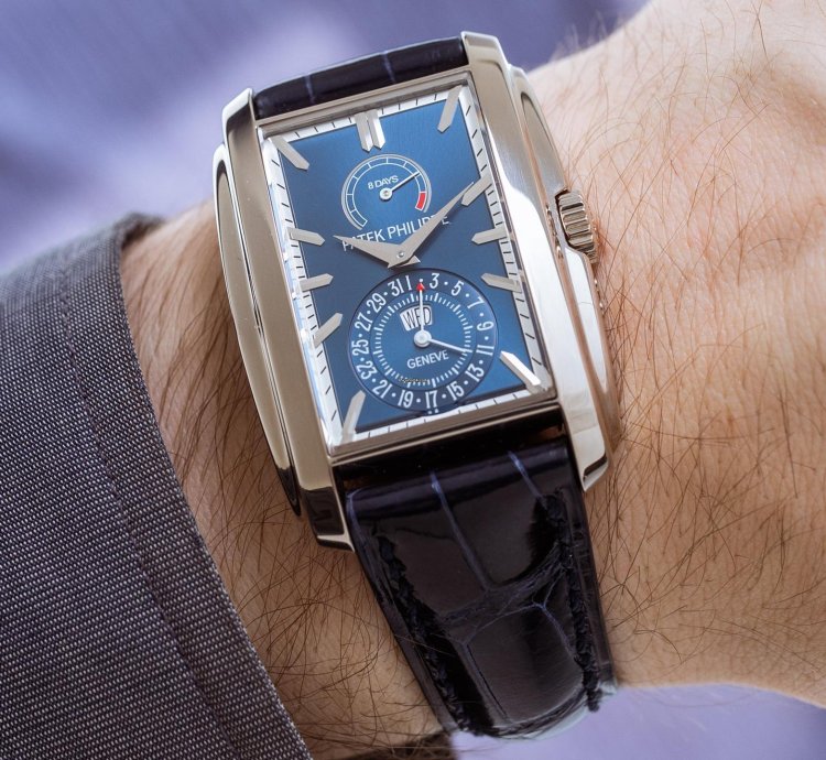 Patek Philippe Gondolo Ref 5200g-001 18k White Gold Blue Dial Box Papers Bj 2015 Pp Service 2025