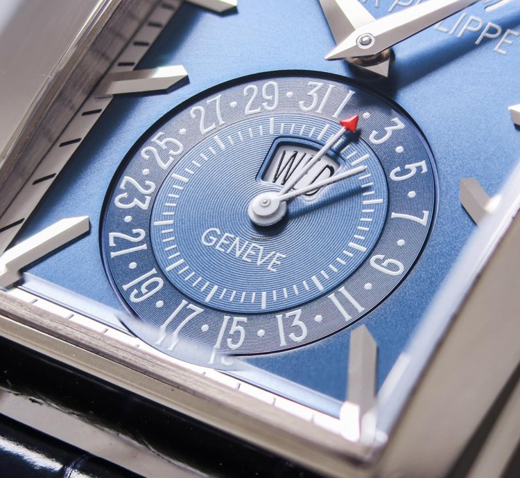 Patek Philippe Gondolo Ref 5200g-001 18k White Gold Blue Dial Box Papers Bj 2015 Pp Service 2025