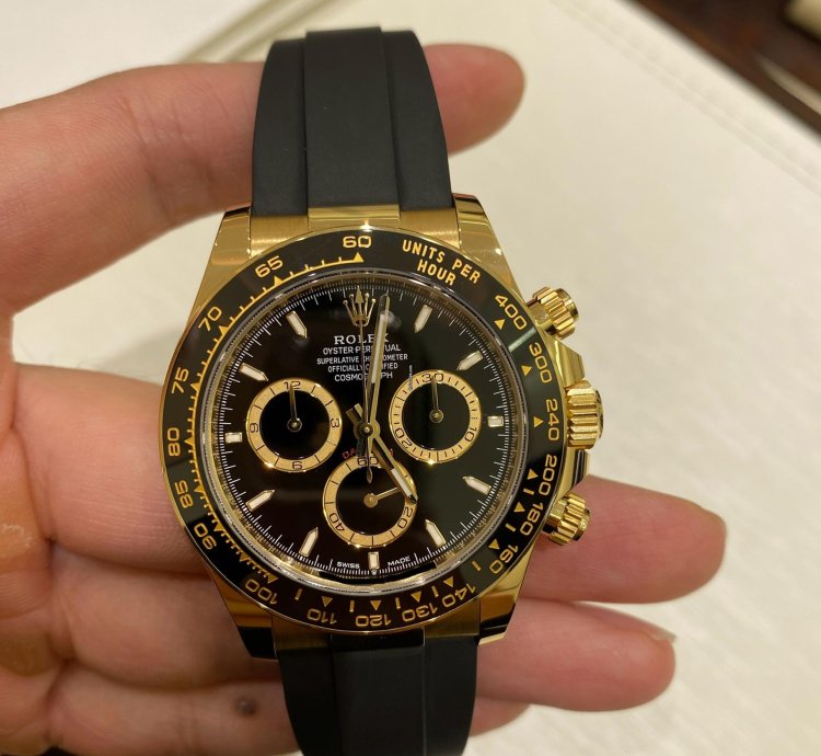 Rolex Daytona Black Dial Oysterflex Yellow Gold 40mm