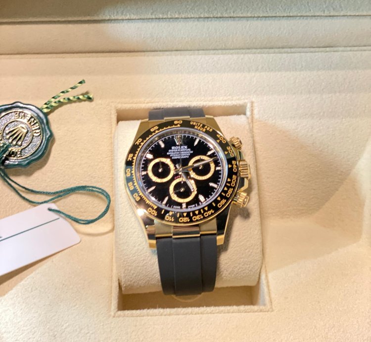 Rolex Daytona Black Dial Oysterflex Yellow Gold 40mm