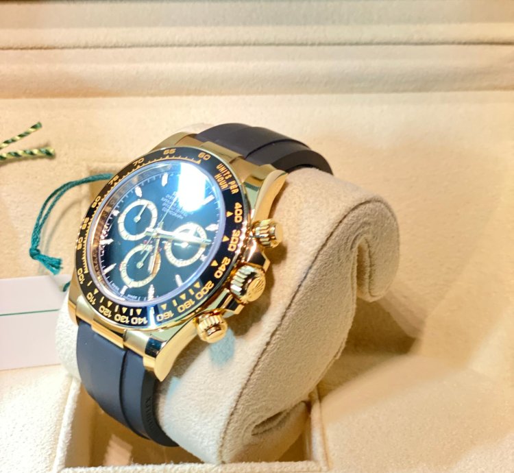 Rolex Daytona Black Dial Oysterflex Yellow Gold 40mm