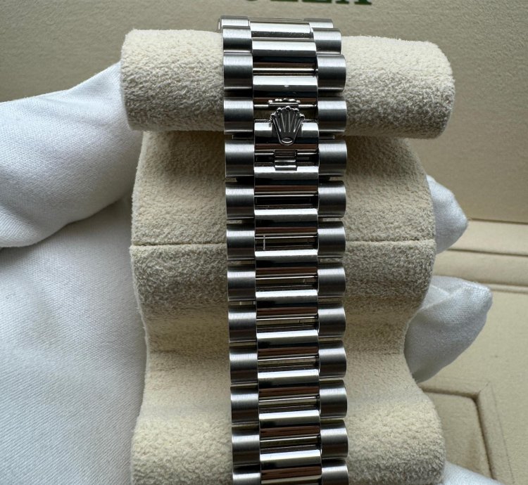 Rolex Day-date 40 228236 Platinum Meteorite Dial New 2022