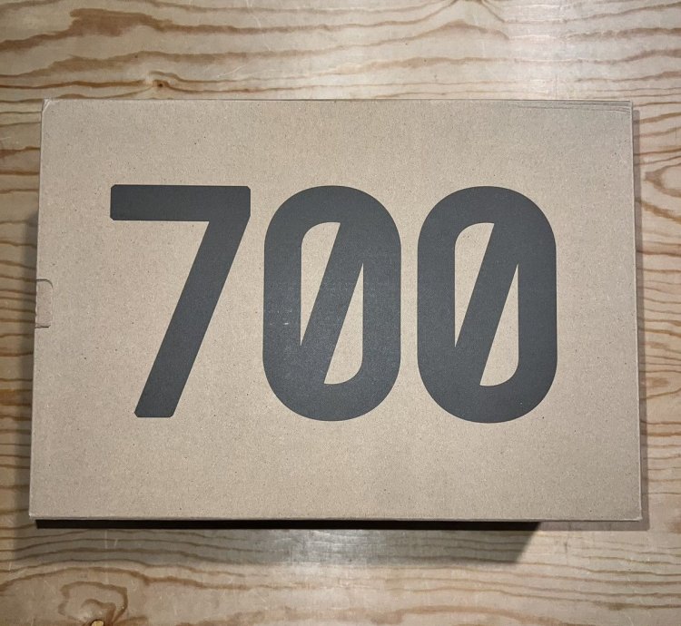 Men Adidas Yeezy Boost 700 Mnvn Geode Shoes