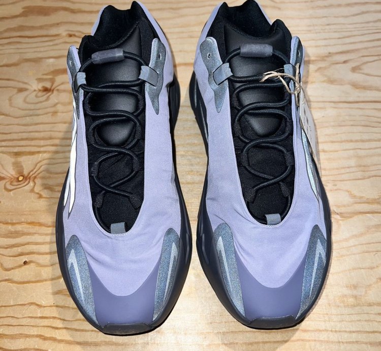 Men Adidas Yeezy Boost 700 Mnvn Geode Shoes