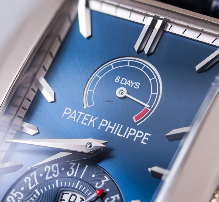 Patek Philippe Gondolo Ref 5200g-001 18k White Gold Folding Clasp Box Papers Bj 2016 Pp Service 2025