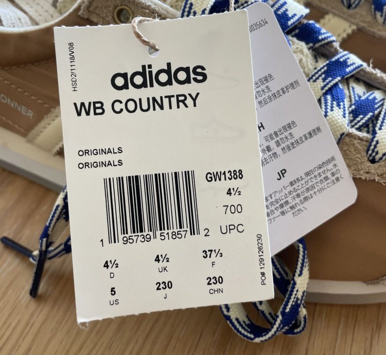 Model Adidas Originals Country Og Color Beige