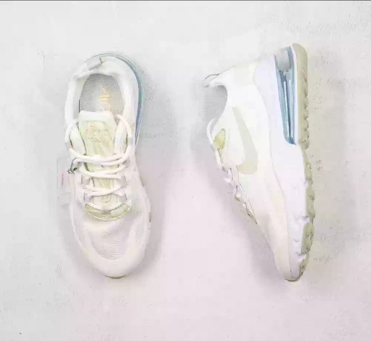 Nike Air Max 270 React Summit White Orewood Brown