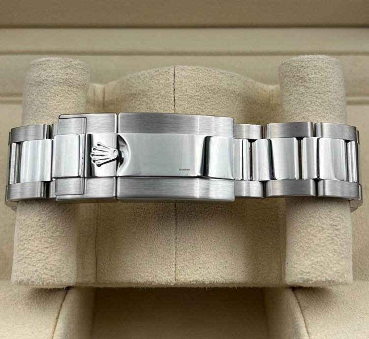 Rolex Daytona Black Dial Stainless Steel Bracelet 126500ln Unworn 2025
