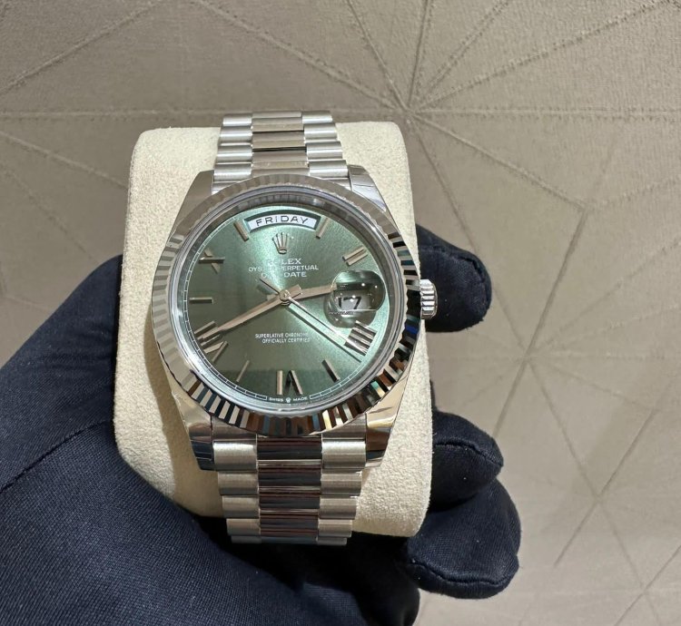 Rolex Day-date 40 228236-0008 Green Roman Platinum