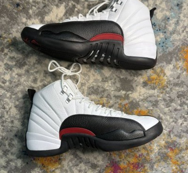 Air Jordan Retro 12 Taxi Flip Size 10