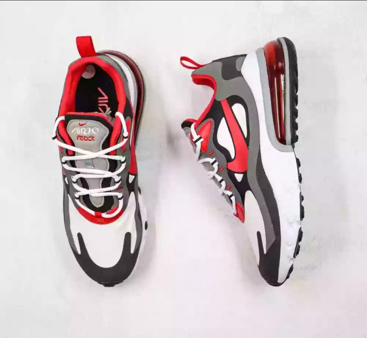 Nike Air Max 270 React black Iron Red