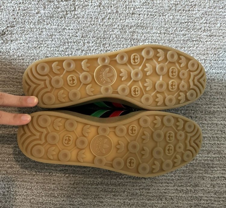 New- Gucci Adidas Gazelle - Black - Size 10