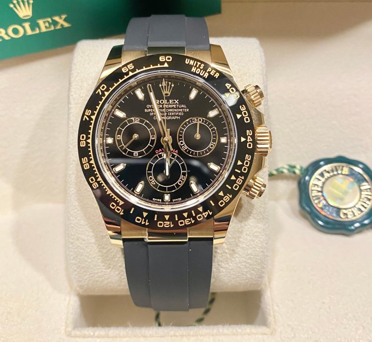 Rolex Daytona Black Dial Unworn Full Set 116518ln