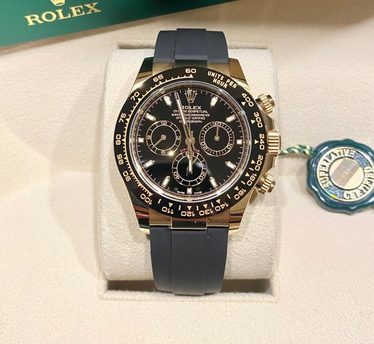 Rolex Daytona Black Dial Unworn Full Set 116518ln