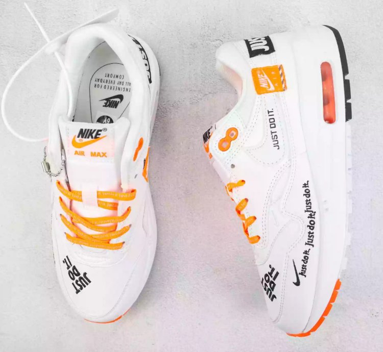 Nike Wmns Air Max 1 Lx just Do It