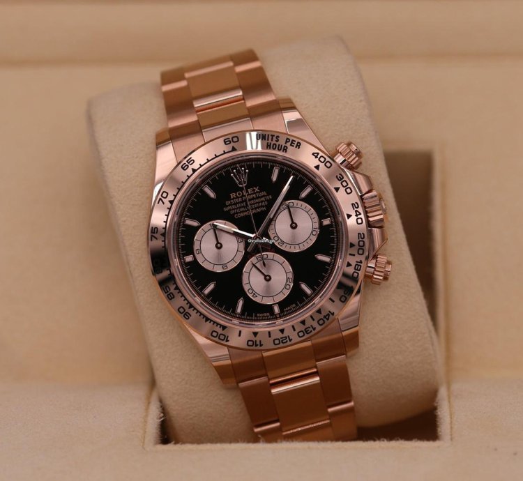 Rolex Daytona Black Dial Unworn Full Set 126505