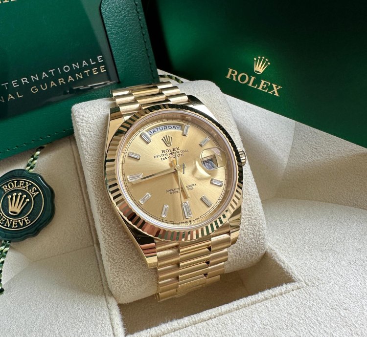 Rolex Day-date 40 228238 2023 Yellow Gold President Champagne Diamond Dial - Unworn Complete Set