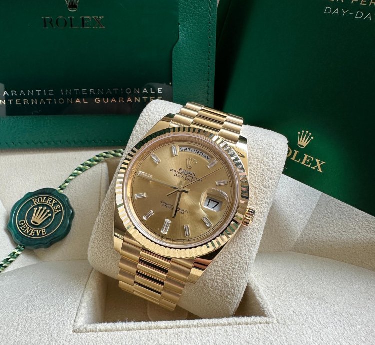 Rolex Day-date 40 228238 2023 Yellow Gold President Champagne Diamond Dial - Unworn Complete Set