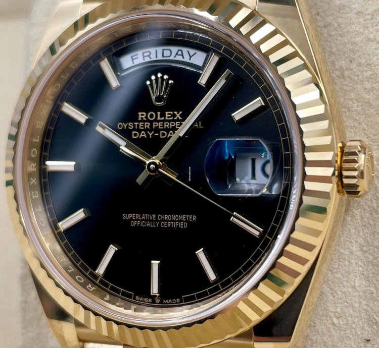Rolex Day-date 40 228238 40mm Yellow Gold Black Index Dial Unworn 2023