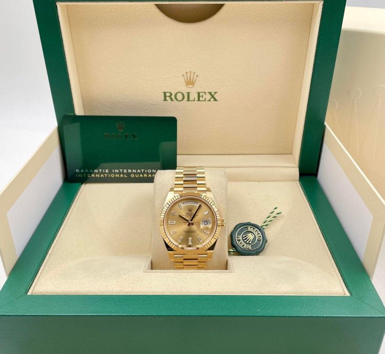 Rolex Day-date 40 228238 40mm Yellow Gold Champagne Baguette Dial Unworn 2023