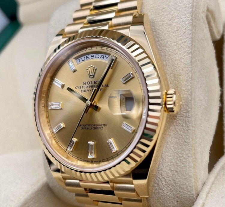 Rolex Day-date 40 228238 40mm Yellow Gold Champagne Baguette Dial Unworn 2023