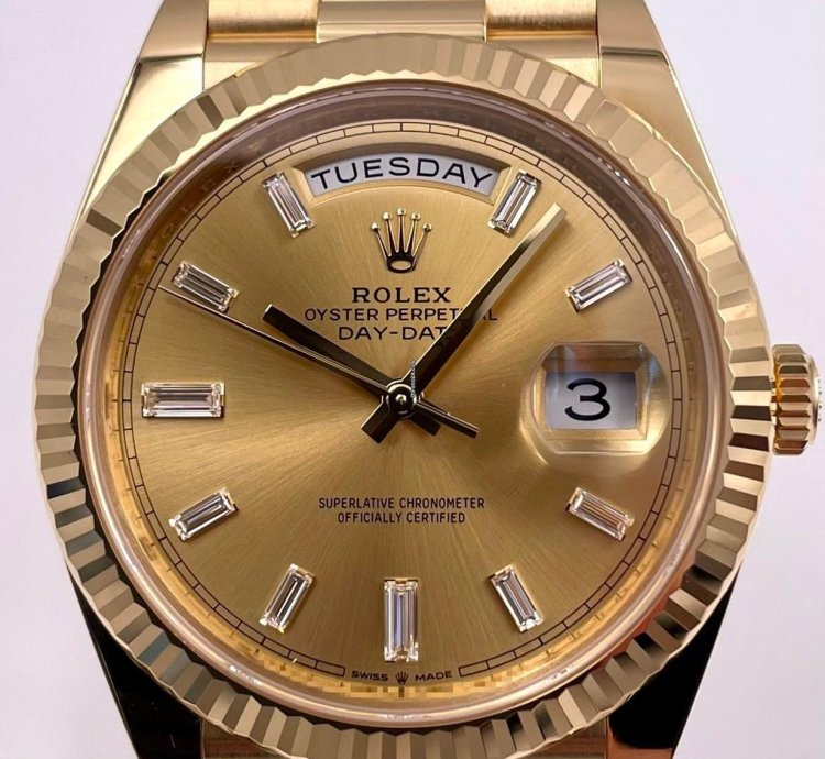 Rolex Day-date 40 228238 40mm Yellow Gold Champagne Baguette Dial Unworn 2023