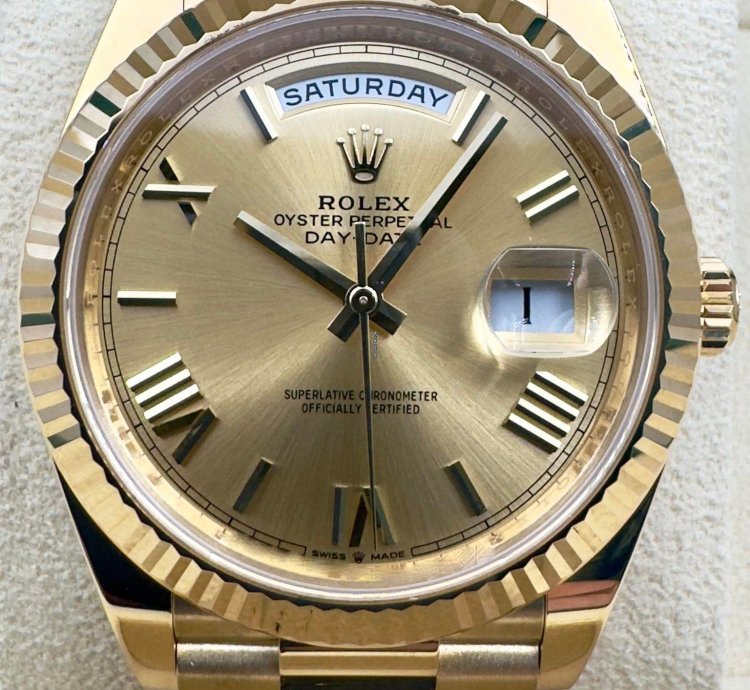 Rolex Day-date 40 228238 40mm Yellow Gold Champagne Roman Dial Unworn 2024