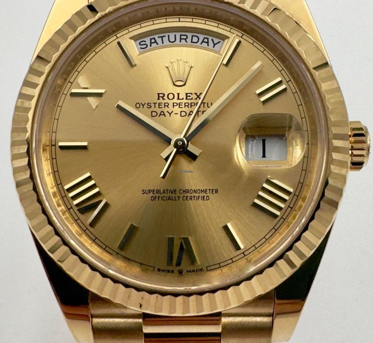 Rolex Day-date 40 228238 40mm Yellow Gold Champagne Roman Dial Unworn 2024