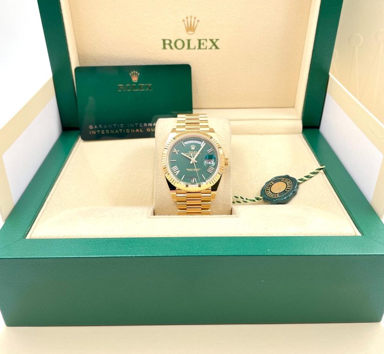 Rolex Day-date 40 228238 40mm Yellow Gold Green Roman Dial Unworn 2024