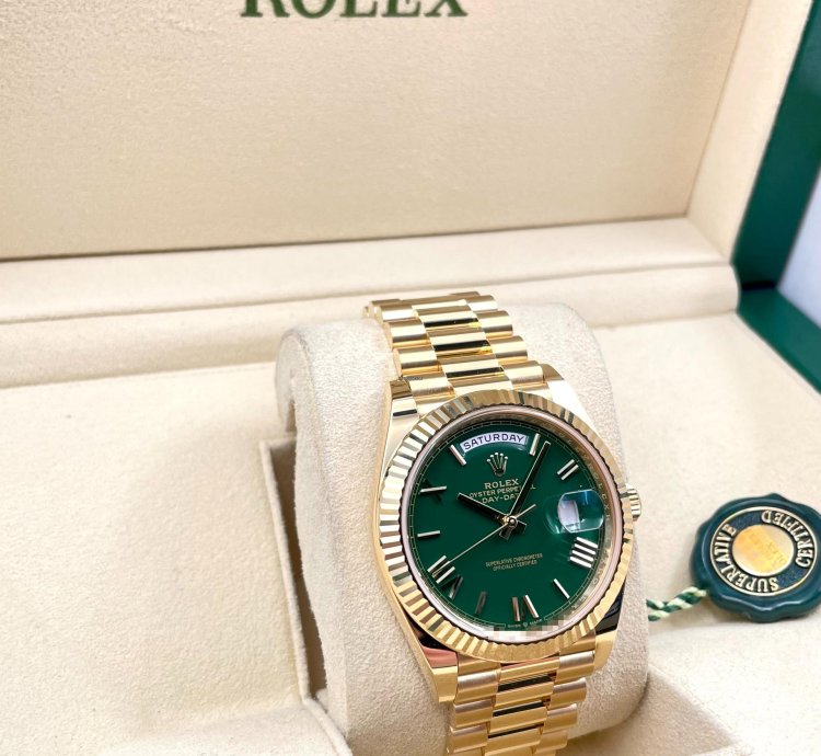 Rolex Day-date 40 228238 40mm Yellow Gold Green Roman Dial Unworn 2024