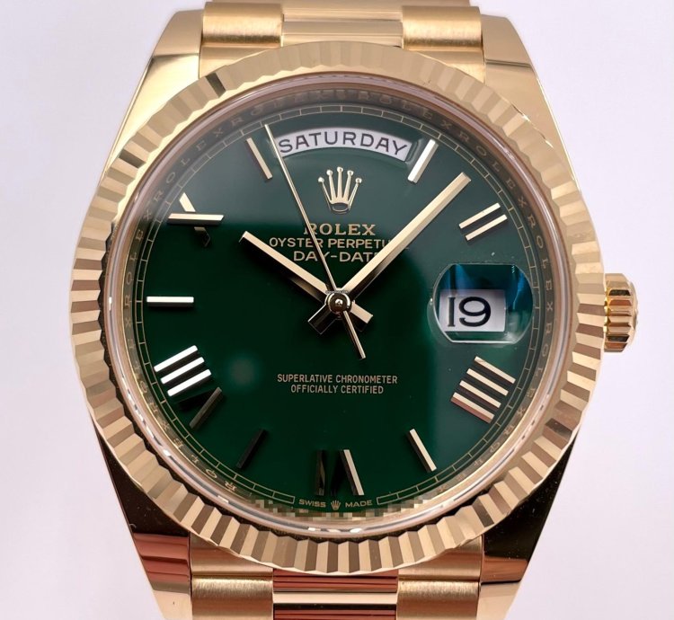 Rolex Day-date 40 228238 40mm Yellow Gold Green Roman Dial Unworn 2024